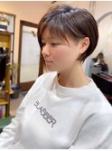伊勢　耳掛け２ブロック女子　ショート