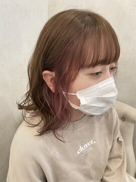 アクイール ピュール ヘア(Accueillir Pur hair) ピンクベージュフェイスフレーミングインナーカラー