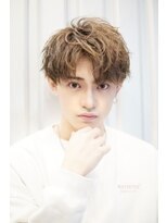 アイトーキョー 名古屋栄(AI TOKYO)&nbsp;スキンフェード/韓国マッシュ/センターパート[名古屋駅/栄駅]