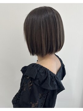 ヒビカ(HIBIKA) インナーカラーで、隠れオシャレヘア♪