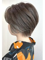 イーストハムアール(EAST HAM r) 丸みショート×イヤリングカラー