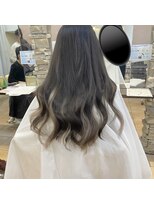 ティエル(Tiele)&nbsp;シールエクステでインナーホワイト