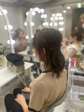 ラモ(RAMO) ナチュラルハーフアップ