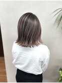 バレイヤージュケアブリーチ切りっぱなしボブ外ハネ丸みボブ