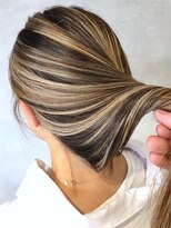 リフル 八王子(RIFULL)&nbsp;ハイライト　レイヤー ショートヘア　ボブ　くびれレイヤー