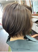ショートボブ