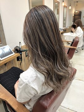 ノーム 横浜(NORM) Norm横浜　ベージュハイライト