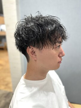 スカイ(SKY) ツイスパ/波巻き/眉毛/バーバー/ニュアンスパーマ/ブリーチ