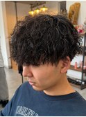 栃木メンズパーマメンズカットセンターパートメンズマッシュ緩め