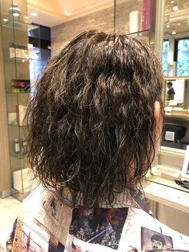 ビスイル 秋葉原店(Vis ill) くびレイヤーグレージュエモージュ大人ショート小顔似合わせ