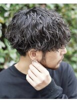 レタッチ バイ フィフス 天神大名(RETOUCH by fifth)&nbsp;大名波巻きパーマツイストスパイラルパーマッシュウルフカット