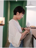 ショートボブ×暗髪ショート