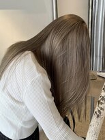 シキ 渋谷(siki)&nbsp;ベージュカラー/ブリーチなしダブルカラー/赤み消し/渋谷/原宿