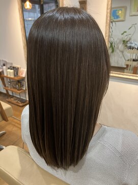 エクラ(eclat) サラツヤ髪