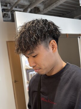 キチ(kici) ツイストスパイラルパーマ