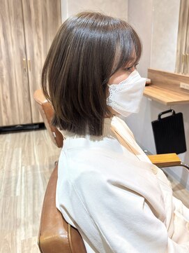 リアン 綱島(Lien) オリーブベージュ/レイヤーカット/ボブ/髪質改善カラー