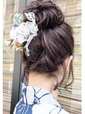 お団子ヘアーアレンジ