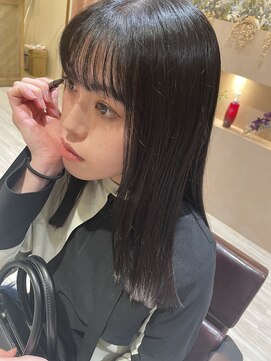 レイ(Lei) 黒髪セミロング