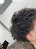 スーツ短髪ツーブロック束感モテる黒髪ツイストパーマ
