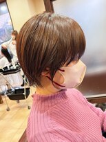 ハピネス クローバー 学園前店(Happiness CLOVER)&nbsp;丸みショート/前髪/顔周りカット/濱崎優/透明感カラー