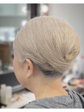 ニシンザ(NISHINZA) 夜会巻き