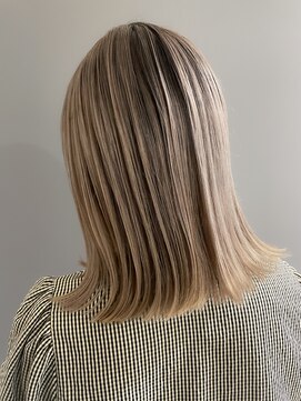 パール(PEAR+L) Shadowroots contrast Design