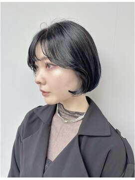 シャルム(Charm) ブルーブラック　ナチュラルボブ
