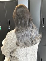 セシルヘアー(CECIL hair) グレーグラデーション×ケアブリーチ　下北沢