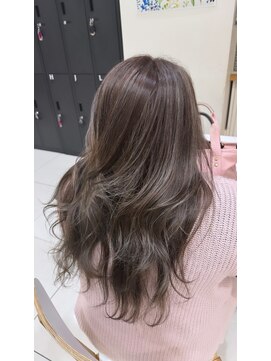 アヴァンス 深井店(AVANCE.) 【辻　柊斗】　　☆ハイライトカラー×NIAWASE×艶髪×艶カラー