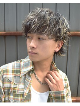 フリーク バーバーショップ 都島店(FREAK BARBER SHOP) マッシュウルフ ニュアンス ソフトツイスト ハイライト シャドー