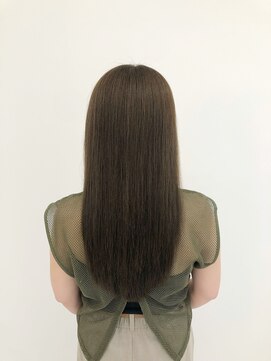 ヘアアンドメイク ムーア(Muuua) オリーブベージュ＋ロングレイヤー