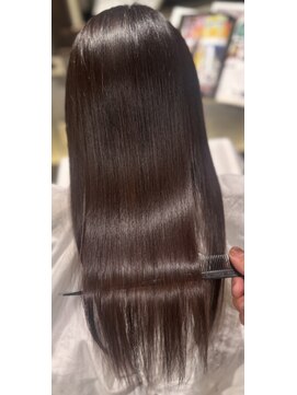 フィエスタ(Fiesta) 髪質改善/縮毛矯正/美髪/艶髪/髪質改善トリートメント/三国ヶ丘