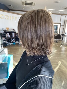 コワファースト 大分(COIFF1RST) ハイライトカラー