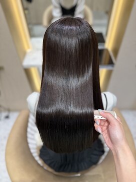 プアメリア 名古屋(Puamelia) 縮毛矯正/髪質改善/艶髪/透明感カラー