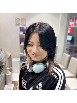 アッシュ 中目黒店(Ash) ブラック×ベージュのインナーカラー!