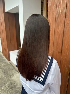 クラン バイ ナチュラル(clan by Natural) 髪質改善ストレート/暗めカラー/艶髪ロングヘア/学生カット