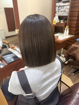 トコラソ セカンド 松戸(tocolaso second) 切りっぱなしボブ