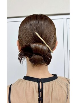 スタイル 横浜(STYLE) 結婚式お呼ばれヘアセット／タイトシニヨン/横浜駅/リボン