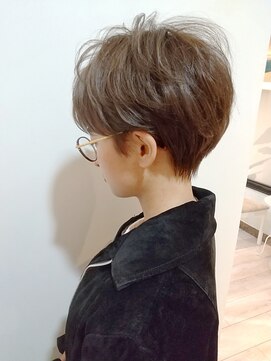 ヘアーメイクオズ(hair make O/S) 担当 照井  トップふんわり☆ベリーショート