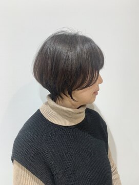 ブロッサム 若葉店(Blossom) 透け感大人ショート