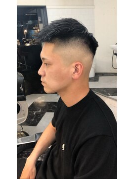 メリケンバーバーショップ フクオカ(MERICAN BARBERSHOP FUK) 本格フェードカットバーバー