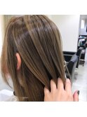 ナチュラルバレイヤージュ/アッシュベージュ/TAYA尼崎