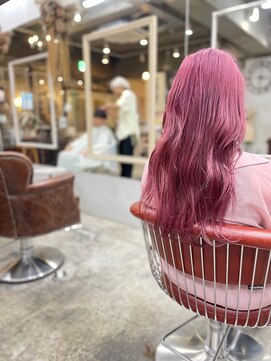 コニ(Coni) 【和田寧々】ピンクカラー/ダブルカラー