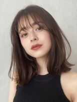 ノイ(noi)&nbsp;顔周りレイヤーカットくびれヘアミルクティーベージュカラー