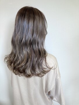美容室 ルチア ハワイ(Luccica HAWAII) アッシュ