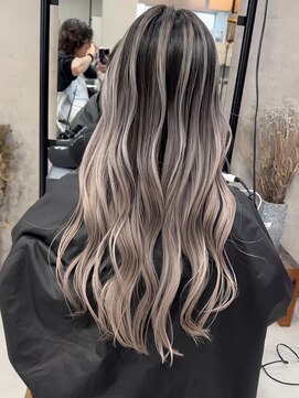 ネハス(nehus.) ハイライトバレイヤージュ