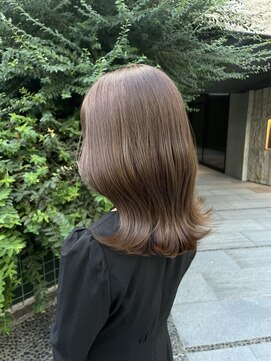 カノイ(KANOI) ベージュカラー/レイヤースタイル/ミディアムレイヤー/韓国巻き