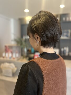 ソラ 広尾店(SORA) 耳かけショートボブ/ハッシュカット