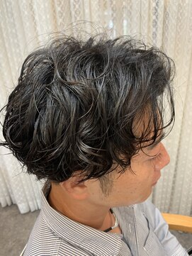 ロマンヤカタ ファース(ROMAN YAKATA fars) メンズ メンズカット スパイラルパーマ@田代1/24