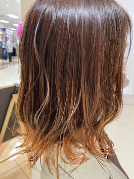 シャンプーボーイ エンドカラー×パステルオレンジ